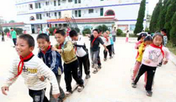 中小学生体质堪忧 “暖流计划”支援乡
