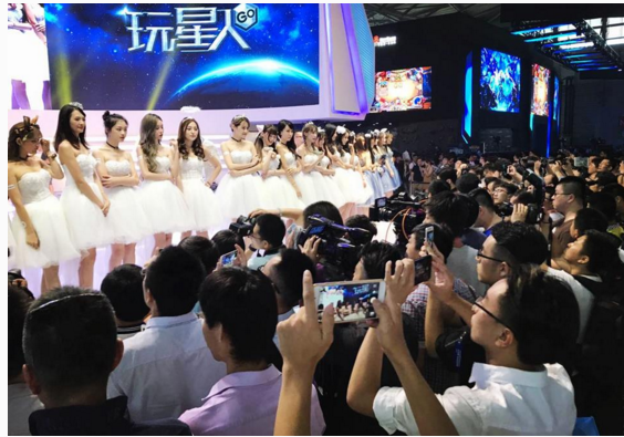 2017ChinaJoy不止有妹子 来微星拿周边到手