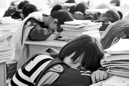 最酷王老师走红网络,因让学生不做题
