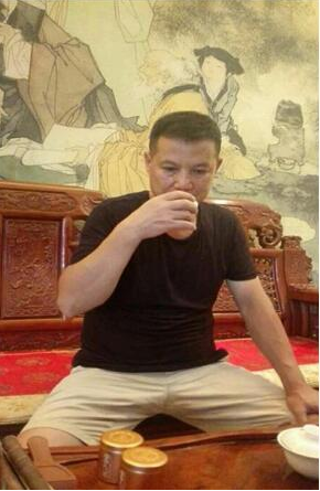 制茶匠人虞建明：用30年的脚步，丈量一