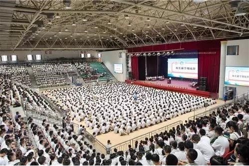 【安博同升湖】校园是学生的 学习和发