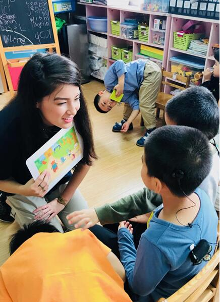 听障儿童新学期的英语之旅 英孚中外教