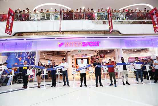 奥康国际首家INTERSPORT2.0特色多品类店落