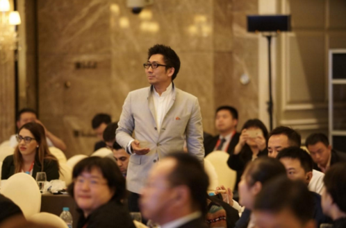 剑桥大学华人院士戴凯：投资未来的探