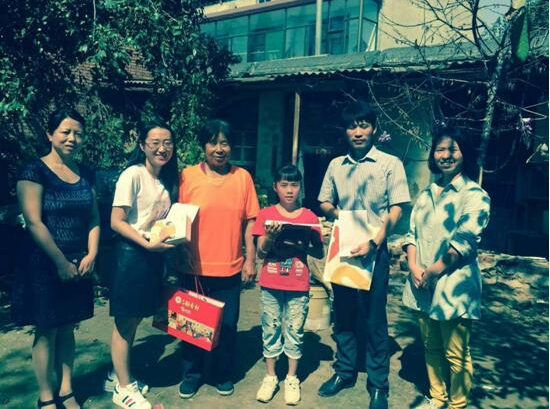 新学期小如收到来自一起作业的“大礼