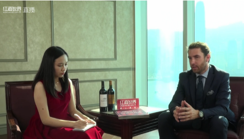 迪仙及百德诗歌销售总监做客红酒世界
