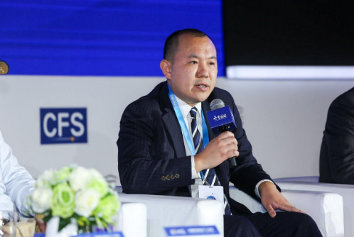 亿百润出席中国财经峰会 喜获金融科技
